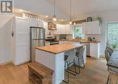 2776 MUSKOKA RD. 117 ROAD S | Baysville Ontario | Slide Image Nineteen