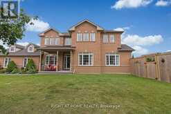 23 DON MORRIS COURT | Clarington Ontario | Slide Image Two