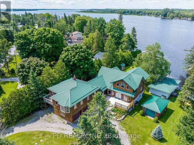 48 STURGEON GLEN ROAD Fenelon Falls Ontario, K0M 1N0 - 6 Bedrooms Waterfront Home For sale