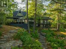 403 HENNIGER ROAD | Addington Highlands Ontario | Slide Image One