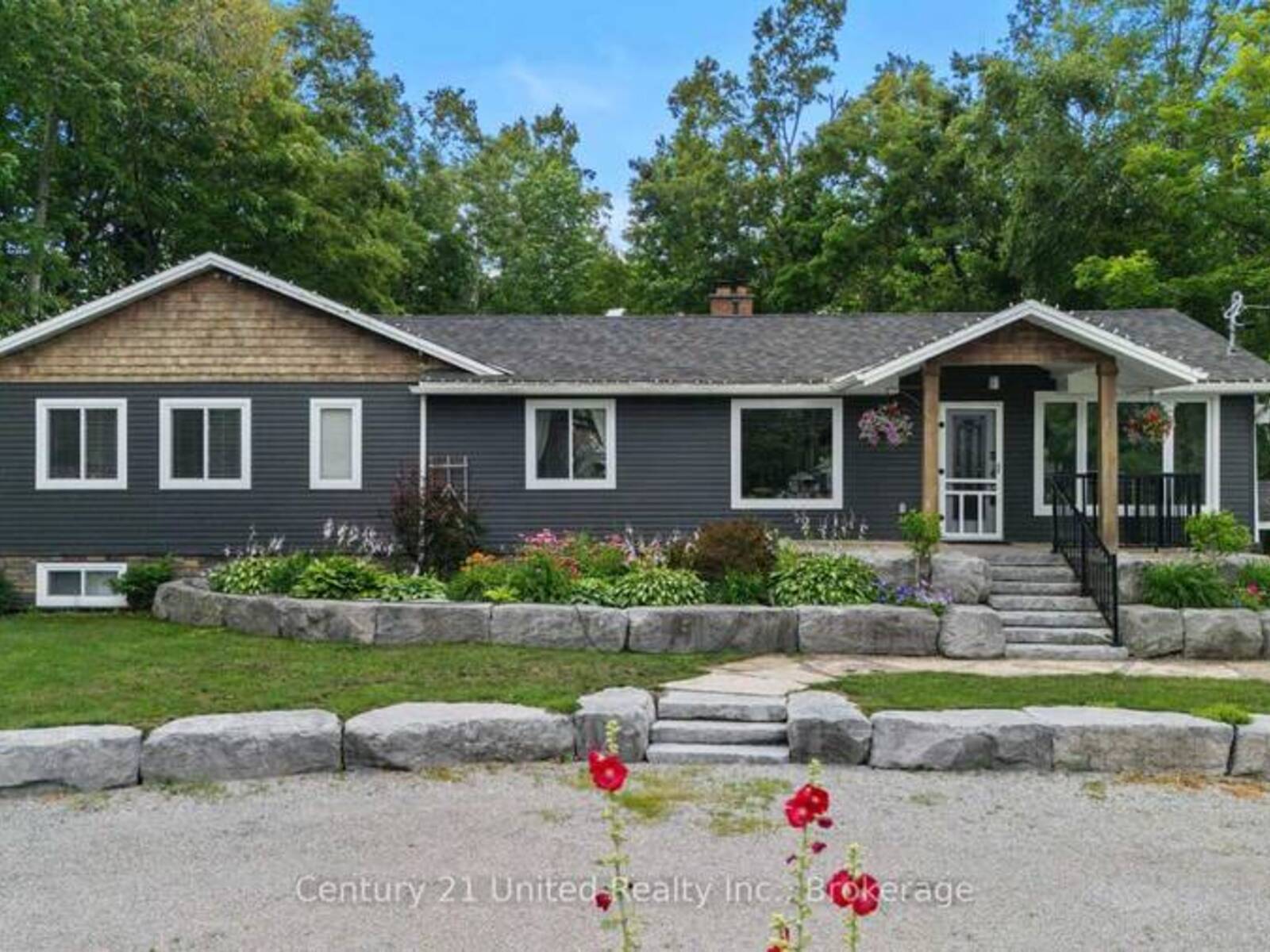 1746 LAKEHURST ROAD, Selwyn, Ontario K0L 1J0