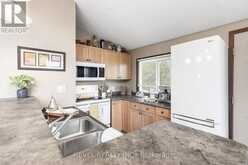 18 LAKEVIEW BOULEVARD | Kawartha Lakes Ontario | Slide Image Eleven
