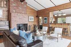 18 LAKEVIEW BOULEVARD | Kawartha Lakes Ontario | Slide Image Thirteen
