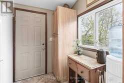 18 LAKEVIEW BOULEVARD | Kawartha Lakes Ontario | Slide Image Six