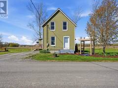 370 KAISER CROSSROAD Prince Edward Ontario, K0K 2T0