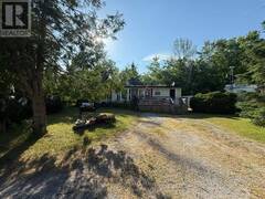 UNIT 303 - 1802 COUNTY ROAD 121 ROAD N Fenelon Falls Ontario, K0M 1N0