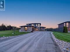 108 FOSTER ROAD Prince Edward Ontario, K0K 1W0