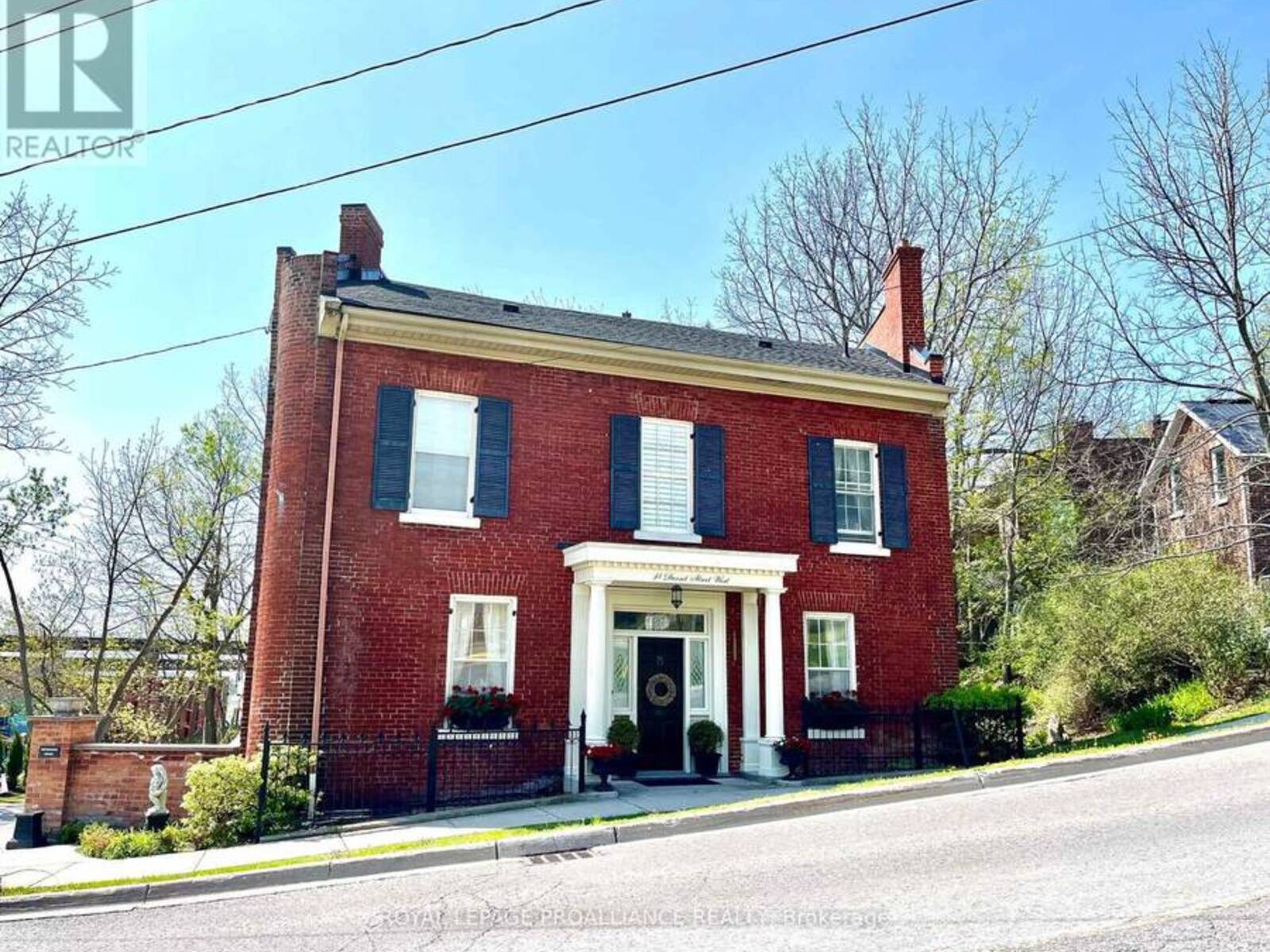 43-45 DORSET STREET W, Port Hope, Ontario L1A 1E9