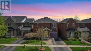 45 ANGIER CRESCENT | Ajax Ontario | Slide Image Two