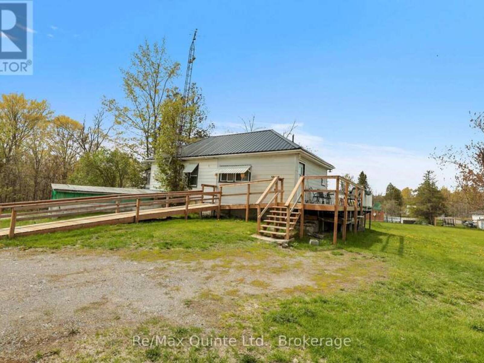 13 DOUGLAS ROAD, Madoc, Ontario K0K 2K0