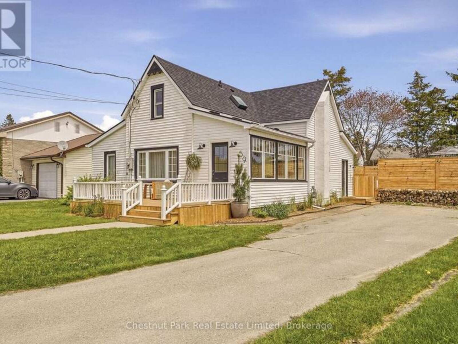 59 MAPLE STREET, Prince Edward, Ontario K0K 3L0