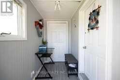 64 OTTER LINE | Lindsay Ontario | Slide Image Six