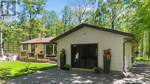 32 TEDS LANE | Bobcaygeon Ontario | Slide Image Twenty-eight