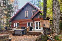1040 SKI RIDGE TRAIL | Dysart et al Ontario | Slide Image One