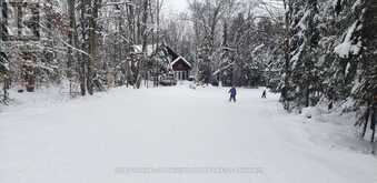 1040 SKI RIDGE TRAIL | Dysart et al Ontario | Slide Image Thirty-six