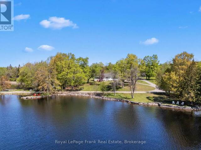 39 FIRE ROUTE 98 ROUTE Bobcaygeon Ontario, K0M 1A0 - 3 Bedrooms Waterfront Home For sale