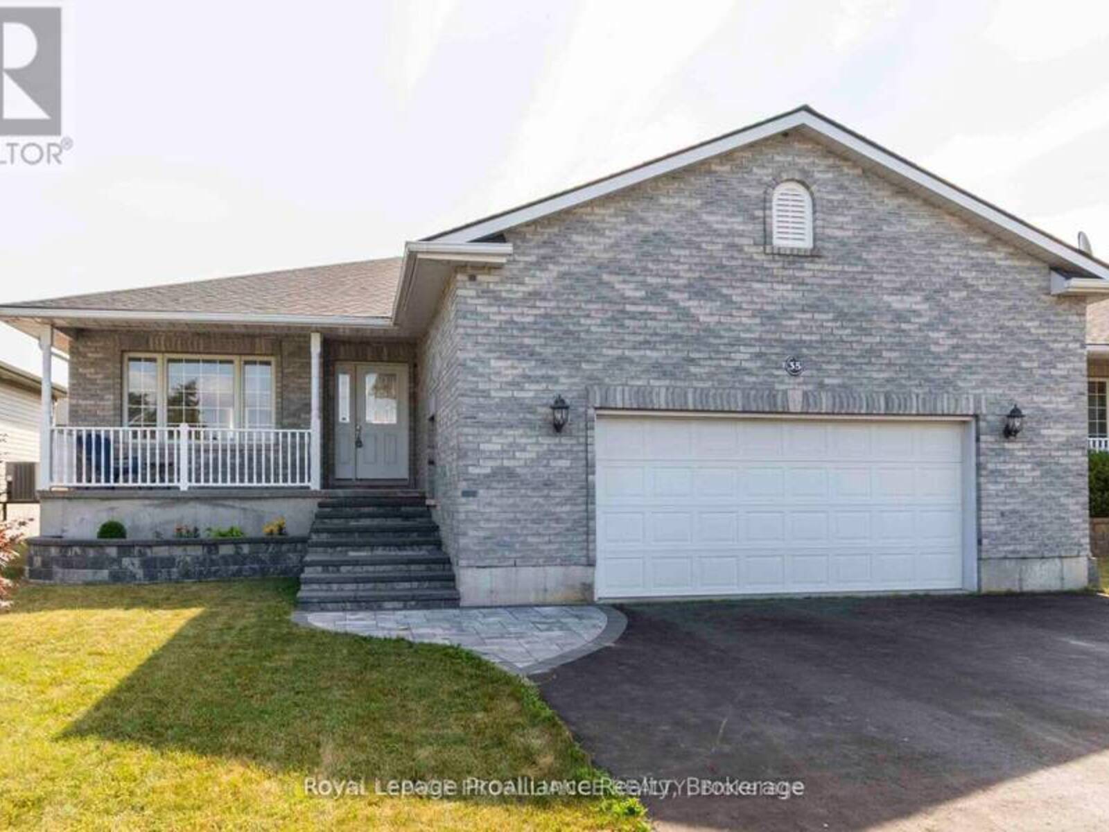 35 FOREST VALLEY DRIVE, Quinte West, Ontario K0K 2C0