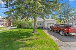 29 FRANCIS STREET E | Fenelon Falls Ontario | Slide Image One