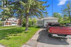 29 FRANCIS STREET E | Fenelon Falls Ontario | Slide Image Three
