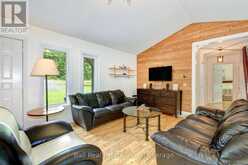 8403 HIGHWAY 28 | Apsley Ontario | Slide Image Seven