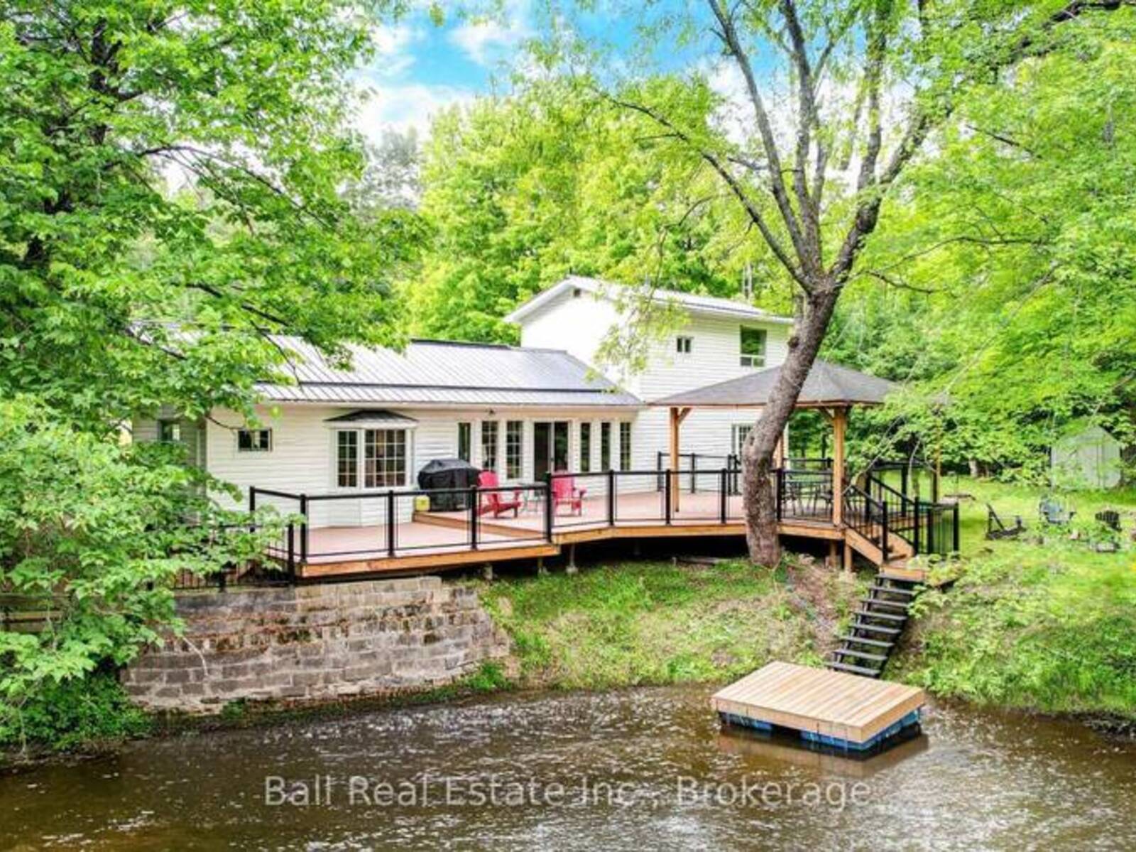 8403 HIGHWAY 28, Apsley, Ontario K0L 1A0