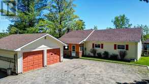 29 BROWN LANE | Bancroft Ontario | Slide Image Thirty-two