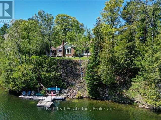 29 BROWN LANE Bancroft Ontario, K0L 1C0 - 4 Bedrooms Waterfront Home For sale