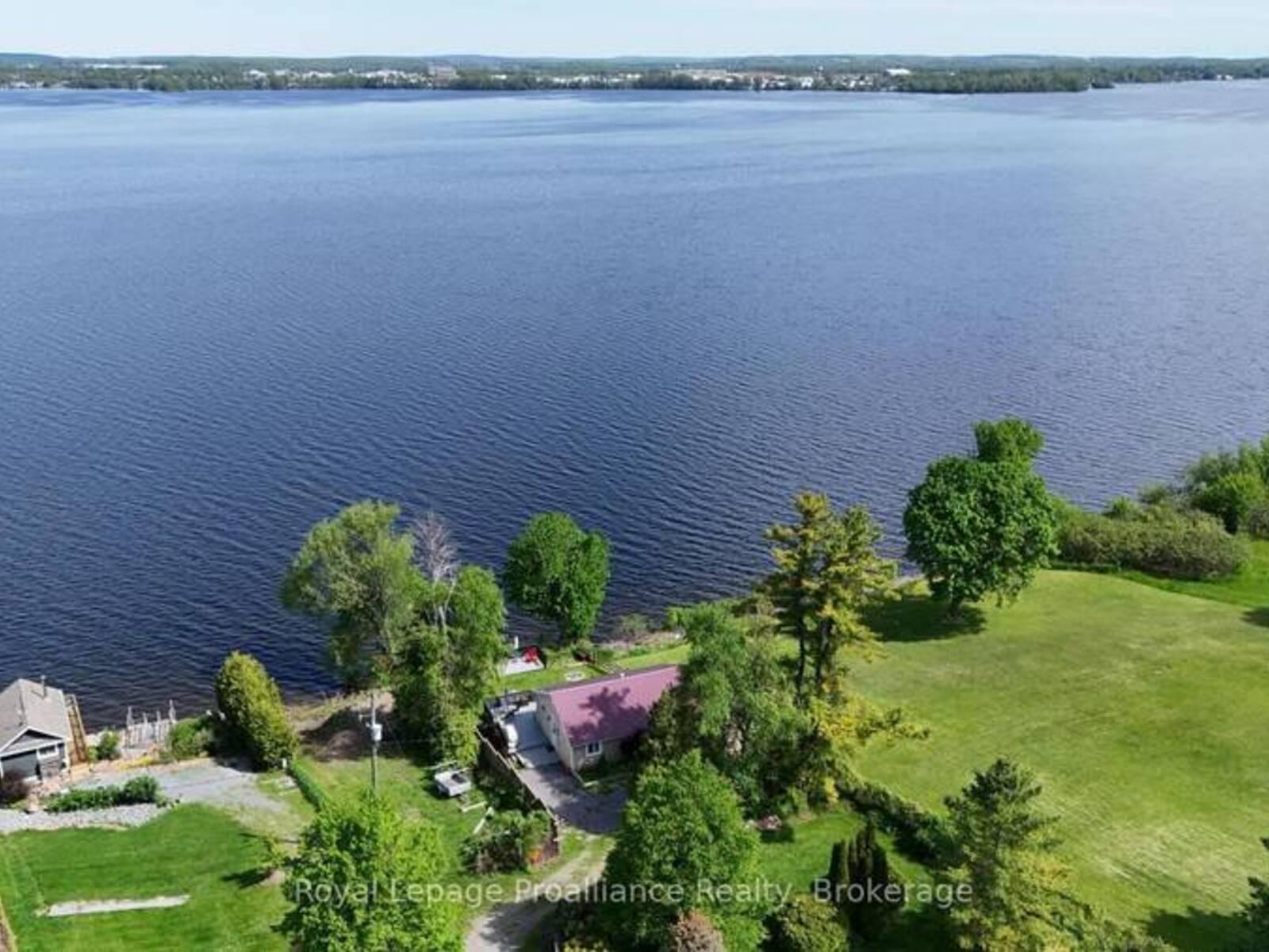 20 BONTER'S LANE, Prince Edward, Ontario K0K 1L0