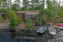 258 SKOOTAMATTA LAKE | Addington Highlands Ontario | Slide Image Twenty-four