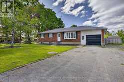 667 SKYLINE ROAD | Selwyn Ontario | Slide Image Four