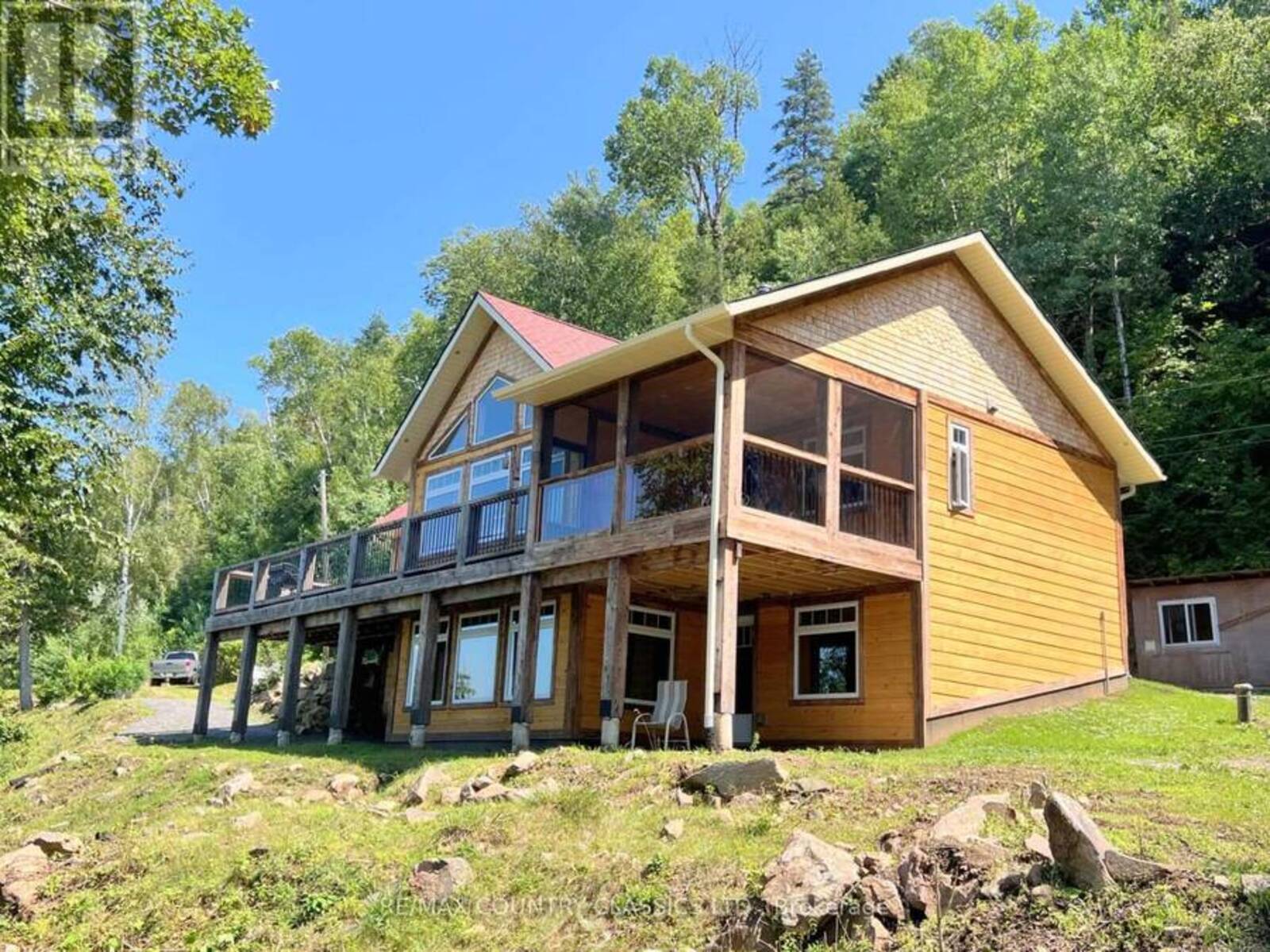 518 DUNCAN LANE, Bancroft, Ontario K0L 1C0