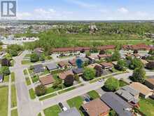 32 ANDREW DRIVE | Lindsay Ontario | Slide Image Two
