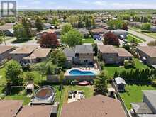 32 ANDREW DRIVE | Lindsay Ontario | Slide Image Forty-five
