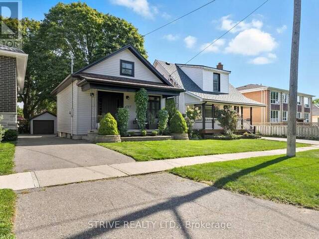 107 CROMWELL AVENUE Oshawa Ontario, L1J 4T5 - 4 Bedrooms Home For Sale