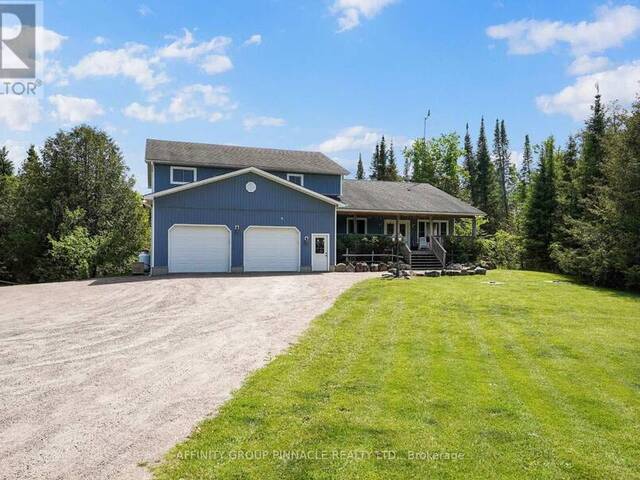 196 BURY'S GREEN ROAD Fenelon Falls Ontario, K0M 1N0 - 6 Bedrooms Home For Sale