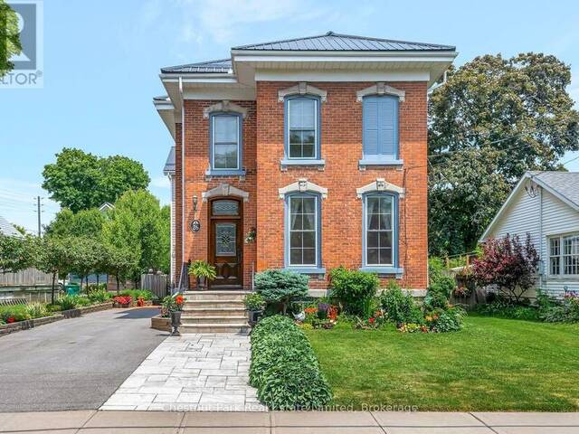 26 CENTRE STREET Prince Edward Ontario, K0K 2T0 - 4 Bedrooms Home For Sale