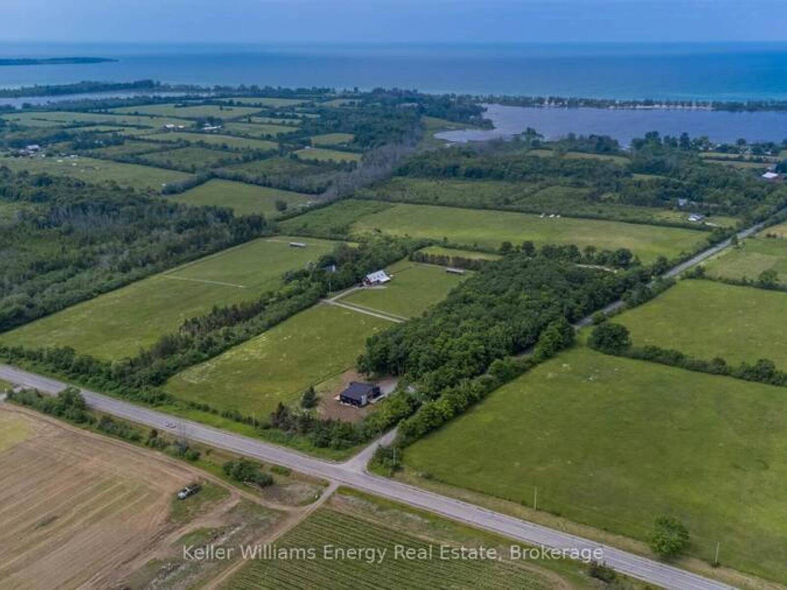 13 PARTRIDGE HOLLOW ROAD, Prince Edward, Ontario K0K 1T0
