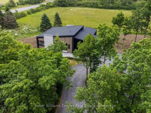 13 PARTRIDGE HOLLOW ROAD Prince Edward Ontario, K0K 1T0 - 5 Bedrooms Home For Sale