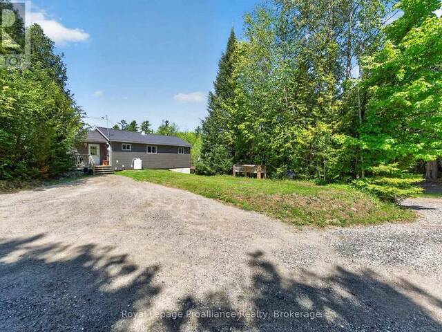 1084C RIDGE LANE North Frontenac Ontario, K0H 1C0 - 3 Bedrooms Waterfront Home For sale