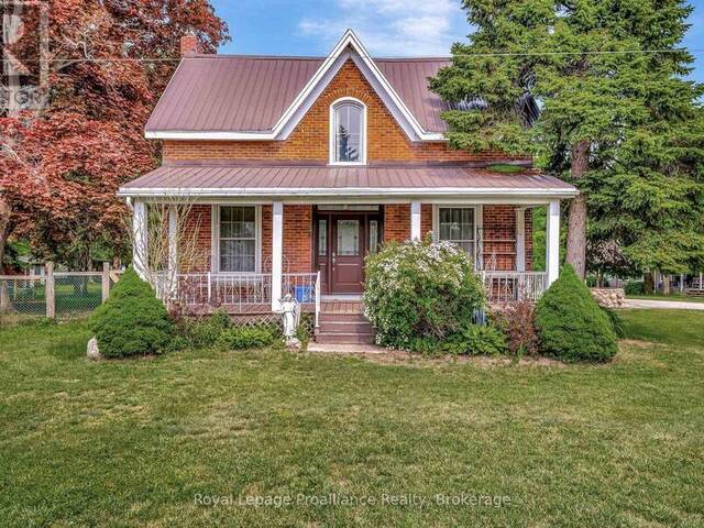 1818 COUNTY 12 ROAD Prince Edward Ontario, K0K 2T0 - 4 Bedrooms Waterfront Home For sale