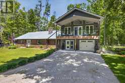 1 GRAHAM DRIVE | Fenelon Falls Ontario | Slide Image Three