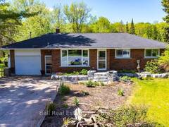 3993 COUNTY RD 620 Apsley Ontario, K0L 1A0
