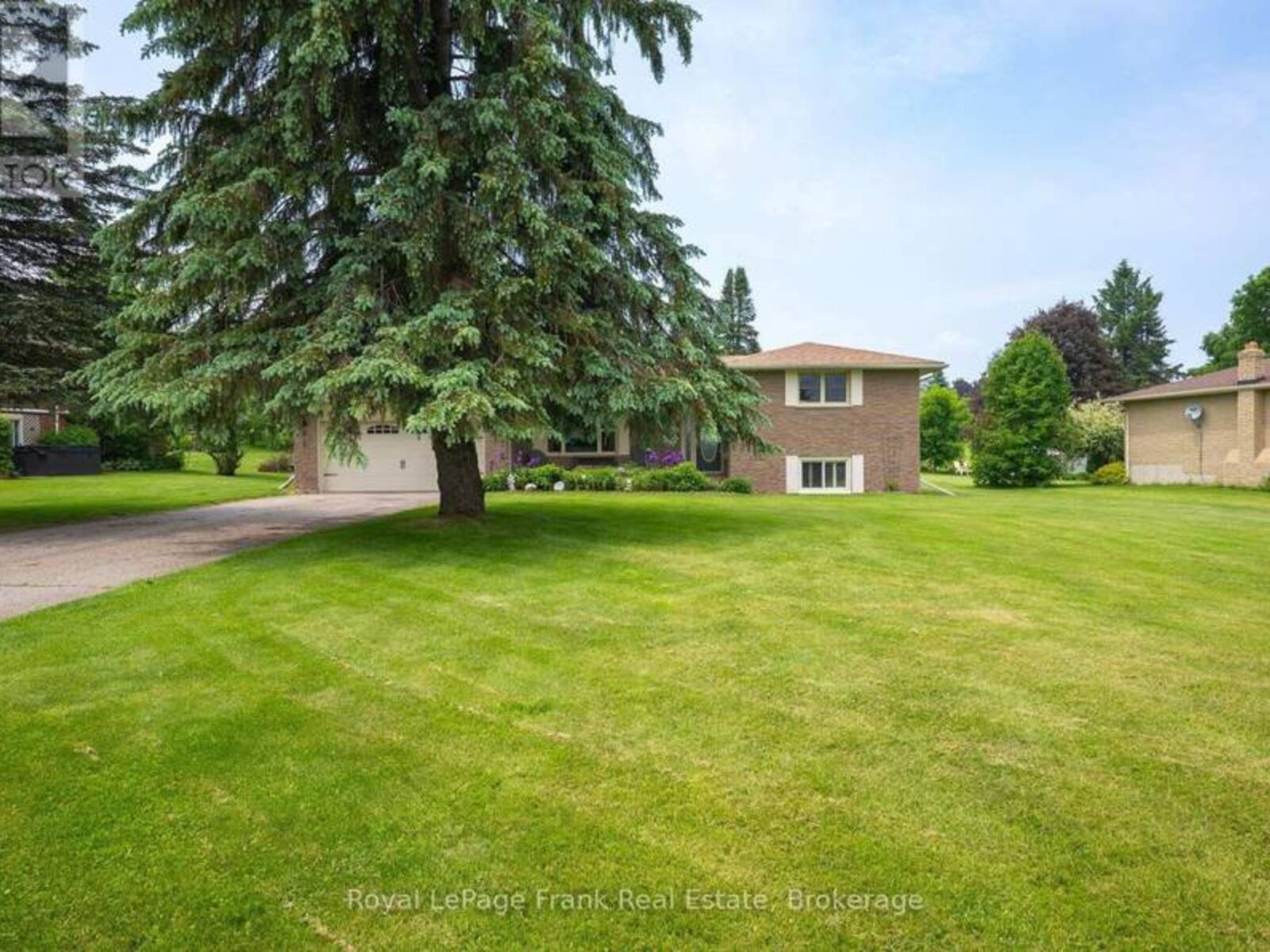 383 OLD SURREY LANE, Bobcaygeon, Ontario K0M 1A0