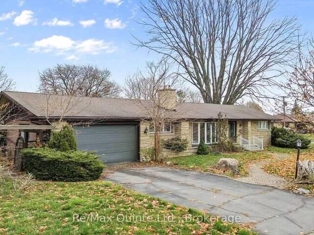 5 STANLEY PARK DRIVE Belleville Ontario, K8N 4N1 - 5 Bedrooms Home For Sale