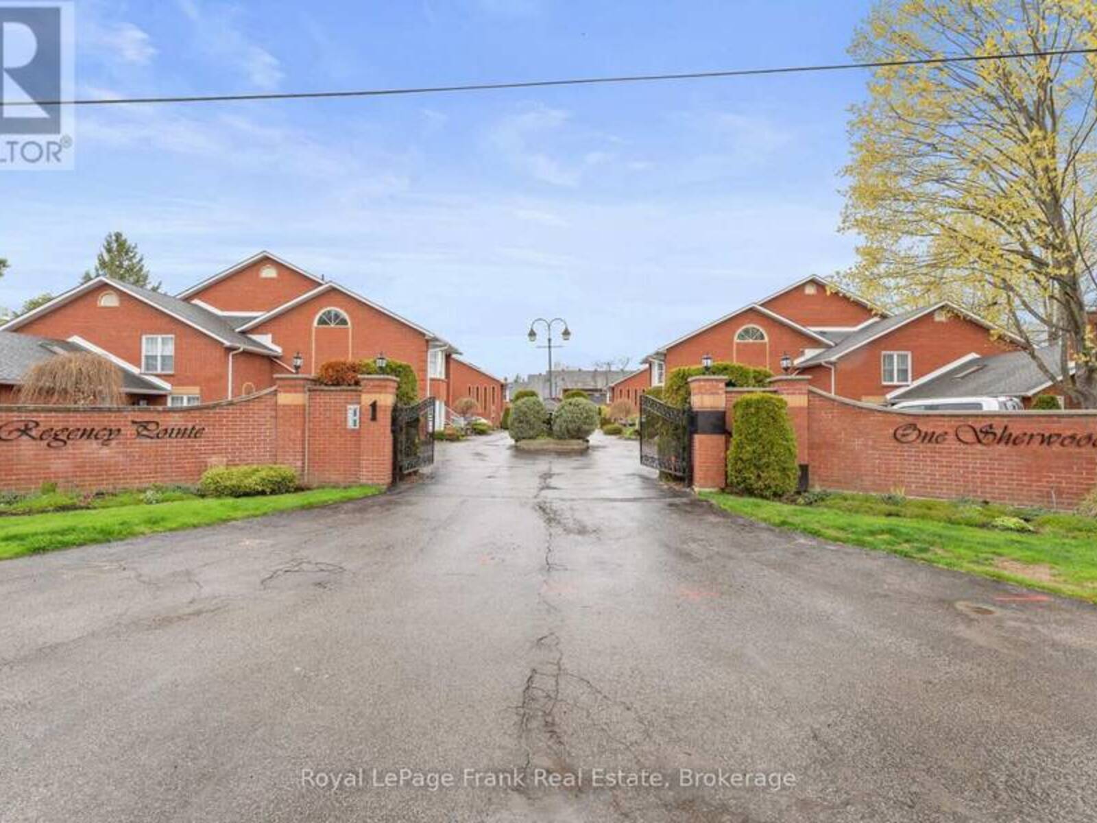 403 - 1 SHERWOOD STREET, Bobcaygeon, Ontario K0M 1A0