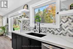 9 LYTLE LANE | Kawartha Lakes Ontario | Slide Image Ten
