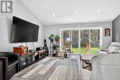 9 LYTLE LANE | Kawartha Lakes Ontario | Slide Image Fifteen