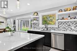 9 LYTLE LANE | Kawartha Lakes Ontario | Slide Image Nine