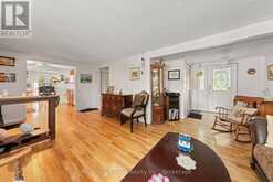 14 WYCHWOOD DRIVE E | Fenelon Falls Ontario | Slide Image Ten