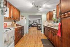 14 WYCHWOOD DRIVE E | Fenelon Falls Ontario | Slide Image Twelve
